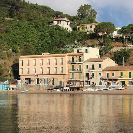 Hotel L'Approdo Porto Azzurro Exterior photo